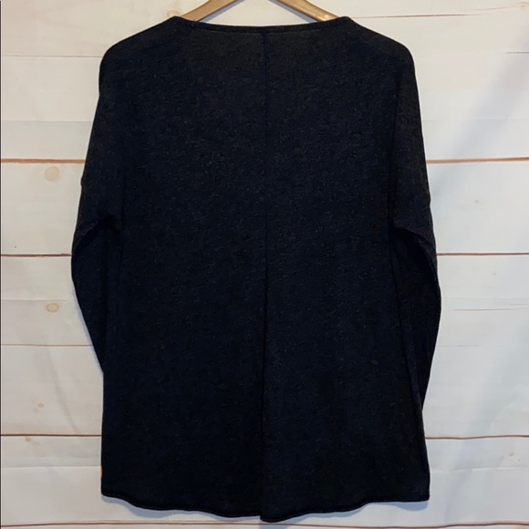 LUCY Long Sleeve T Shirt 2 Pockets Dark Gray Small - Picture 6 of 10